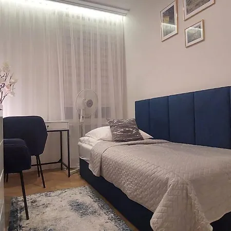 Cozy Apartment With Balcony 20 Minutes From Warsaw By Noclegi Renters * Ozarow Mazowiecki